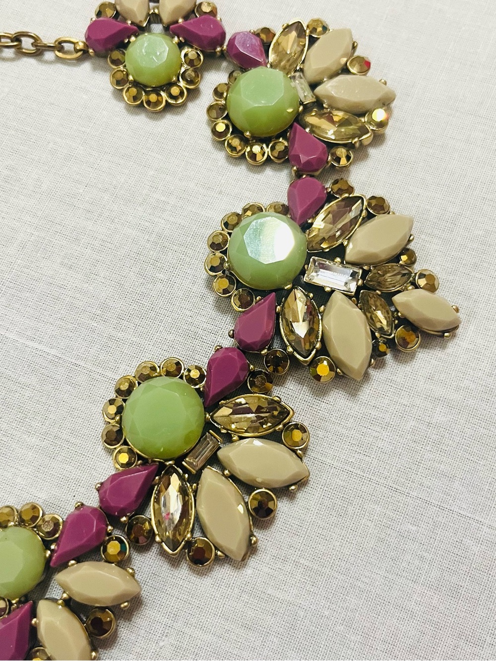 J. CREW Statement Necklace Gold Shiny Rhinestones Green Purple Beige Stones 24” - Picture 8 of 8